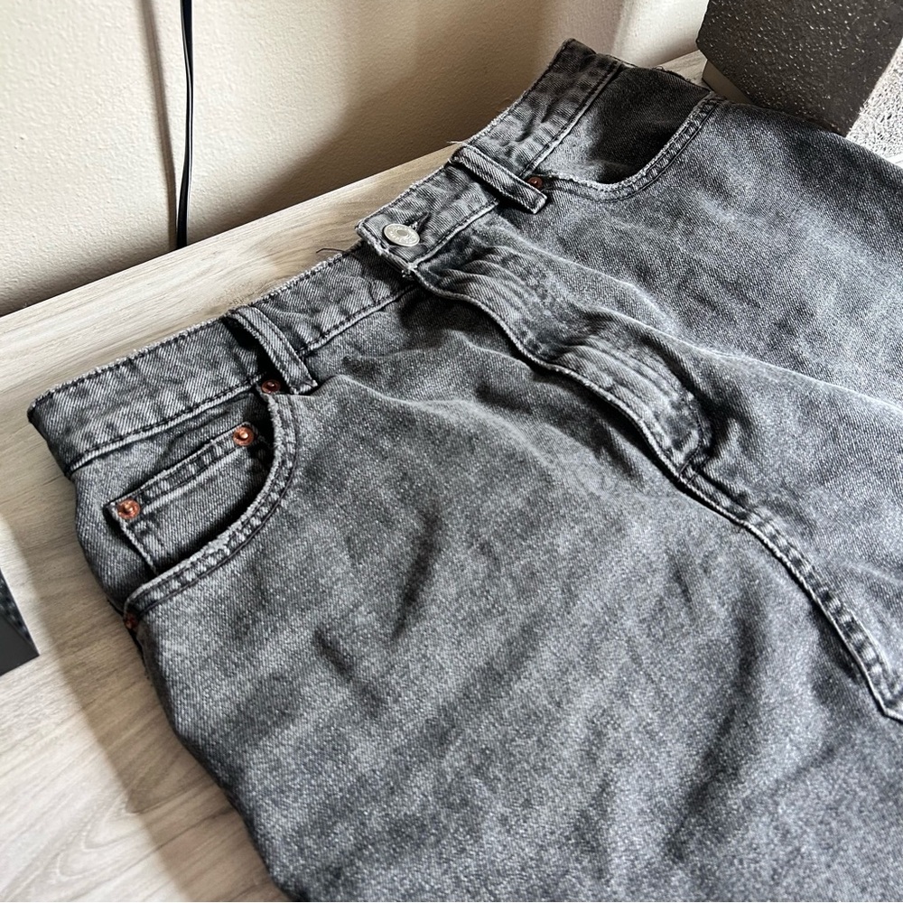 Zara Gray Denim Mini Skirt - Picture 3 of 4